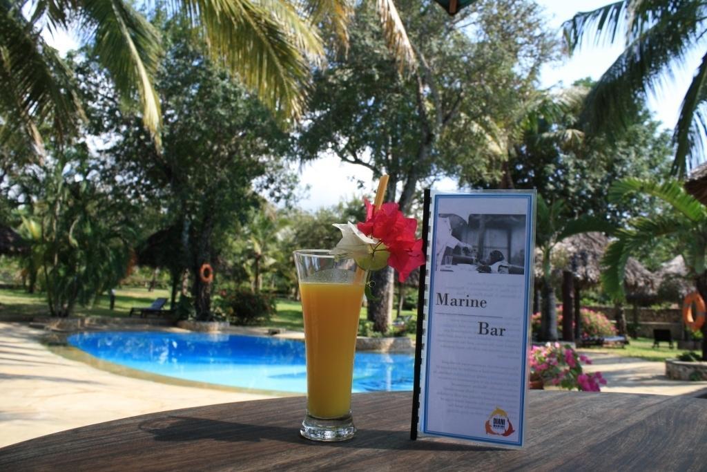 Diani Marine Divers Village Playa de Diani Exterior foto